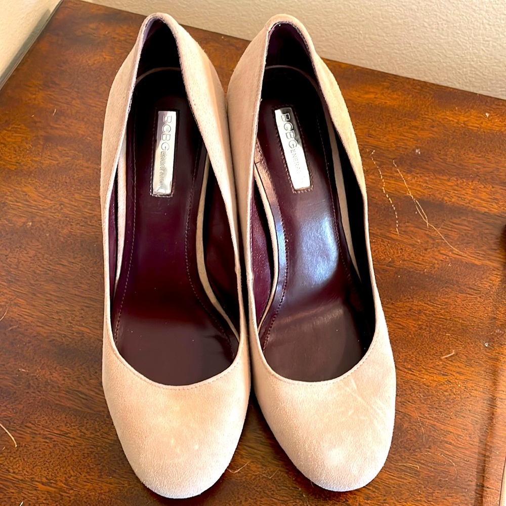 Beige suede heels